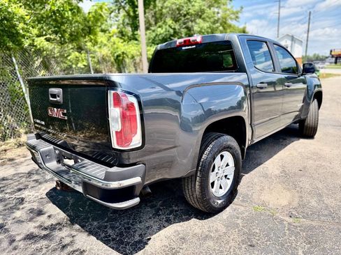 Used 2016 GMC Canyon 2WD Crew Cab w/ Convenience Package image 3