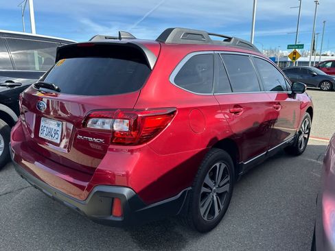 Used 2019 Subaru Outback 2.5i Limited image 2