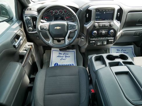 Used 2021 Chevrolet Silverado 1500 LT w/ Z71 Off-Road Package AWD/4WD image 9