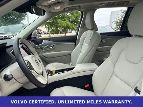 Certified 2025 Volvo XC90 B5 Core w/ Protection Package Premier AWD/4WD image 20