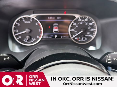 Used 2023 Nissan Rogue SV image 30