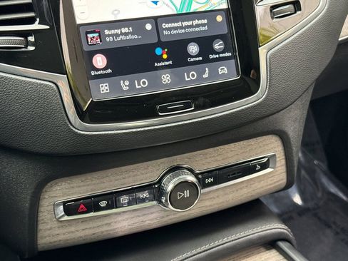 Certified 2024 Volvo XC90 B6 Ultimate AWD/4WD image 21