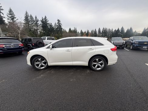 Used 2009 Toyota Venza AWD image 7