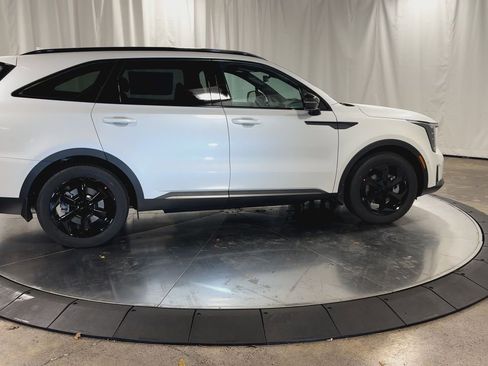 New 2026 Kia Sorento SX Prestige image 9