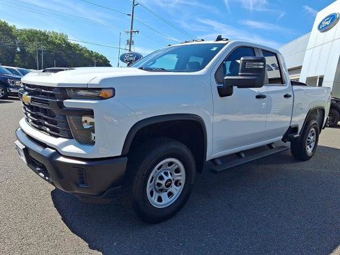 Used 2026 Chevrolet Silverado 2500 W/T w/ WT Convenience Package AWD/4WD image 3