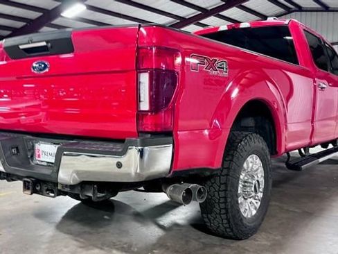 Used 2022 Ford F350 Lariat w/ Lariat Ultimate Package AWD/4WD image 3