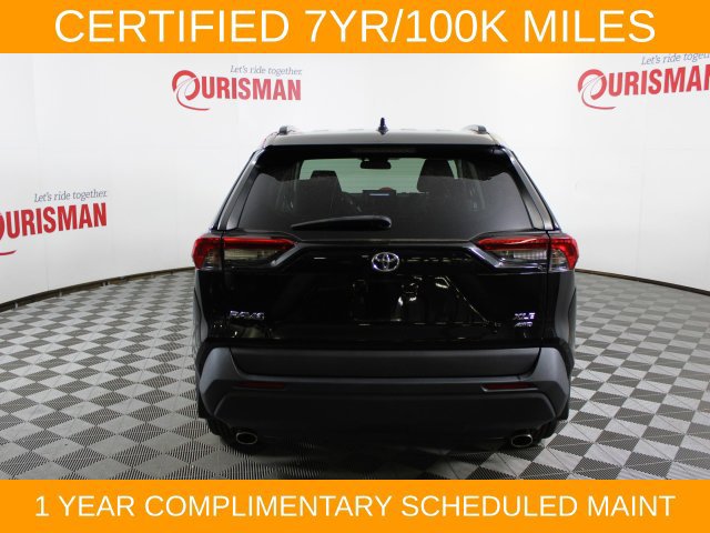 Used 2021 Toyota RAV4 XLE AWD/4WD image 6