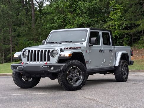 Used 2023 Jeep Gladiator Rubicon w/ Cold Weather Group AWD/4WD image 4