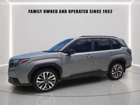 Certified 2025 Subaru Forester Touring w/ Popular Package - Touring AWD/4WD image 1