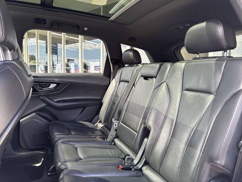 Used 2017 Audi Q7 3.0T Premium AWD/4WD image 27