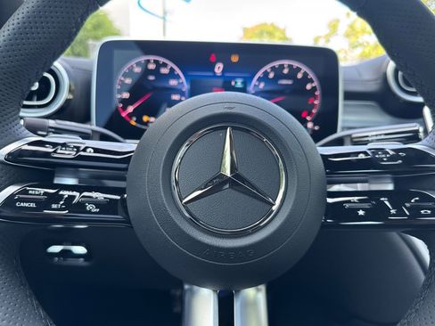 New 2025 Mercedes-Benz C 300 4MATIC Sedan image 27