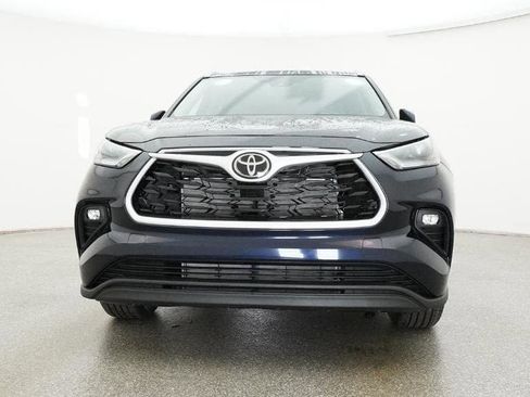 New 2026 Toyota Highlander XLE AWD/4WD image 31