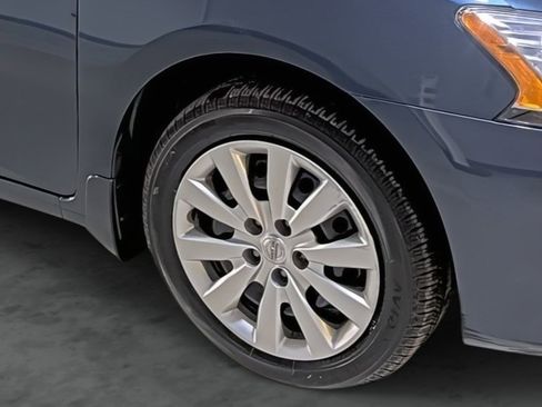 Used 2015 Nissan Sentra SV image 14