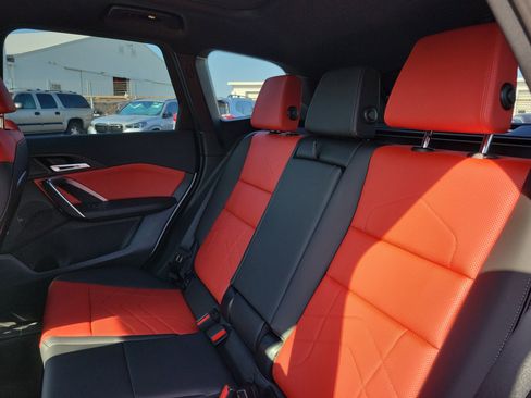 Used 2025 BMW X1 xDrive28i image 11