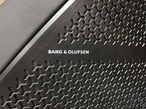 Used 2023 Lamborghini Urus S image 73