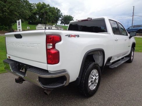 Used 2022 Chevrolet Silverado 2500 LT AWD/4WD image 6