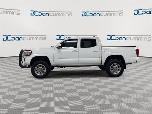 Used 2020 Toyota Tacoma SR5 image 5