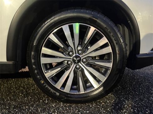 Used 2020 Mitsubishi Outlander SEL image 30