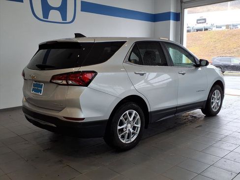 Used 2022 Chevrolet Equinox LT image 4