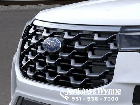 New 2026 Ford Explorer Platinum image 17