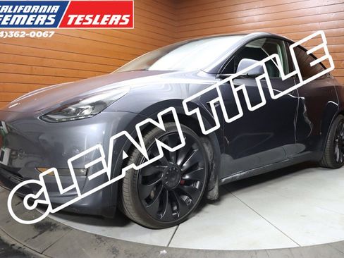 Used 2022 Tesla Model Y Performance image 1