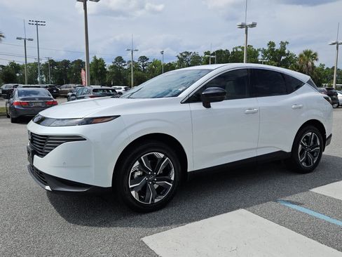 Used 2025 Nissan Murano SL w/ Cargo Package AWD/4WD image 2