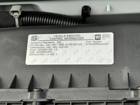 Used 2022 GMC Savana 2500 w/ Driver Convenience Package image 32