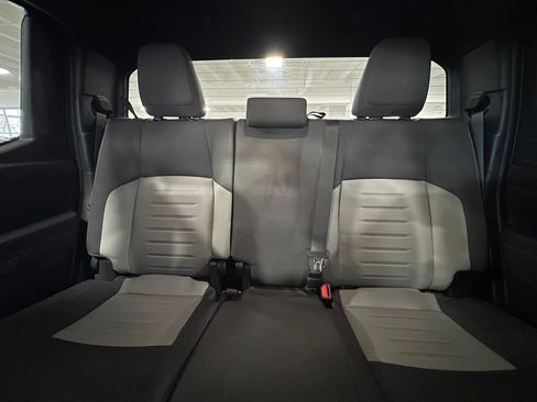 Certified 2025 Toyota Tacoma TRD Off-Road image 15