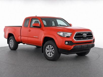Used 2016 Toyota Tacoma SR5 w/ SR5 Appearance Package (DN)