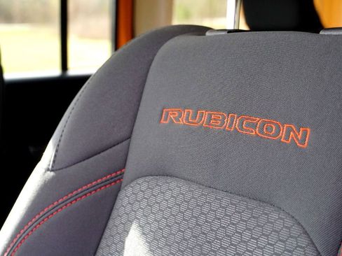 Used 2021 Jeep Wrangler Unlimited Rubicon image 12