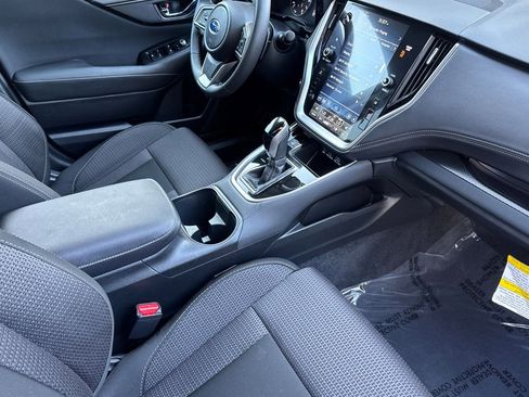 Used 2025 Subaru Outback Premium image 19