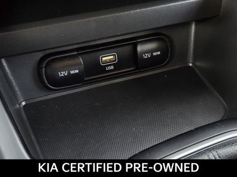 Certified 2025 Kia Soul LX w/ LX Technology Package FWD image 23