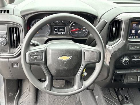 Used 2020 Chevrolet Silverado 1500 Custom w/ Custom Value Package RWD image 19