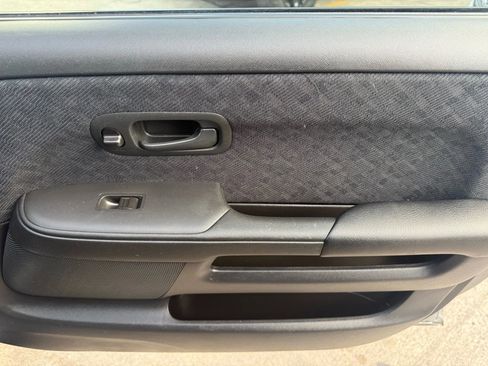 Used 2006 Honda CR-V LX image 21