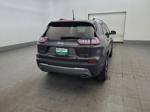 Used 2019 Jeep Cherokee Limited AWD/4WD image 7