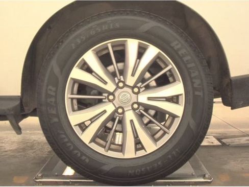 Used 2020 Nissan Pathfinder SL AWD/4WD image 22