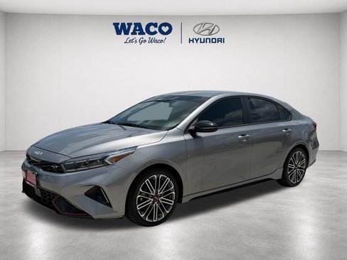 Used 2023 Kia Forte GT FWD image 3