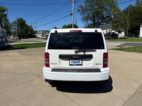 Used 2012 Jeep Liberty Sport AWD/4WD image 7
