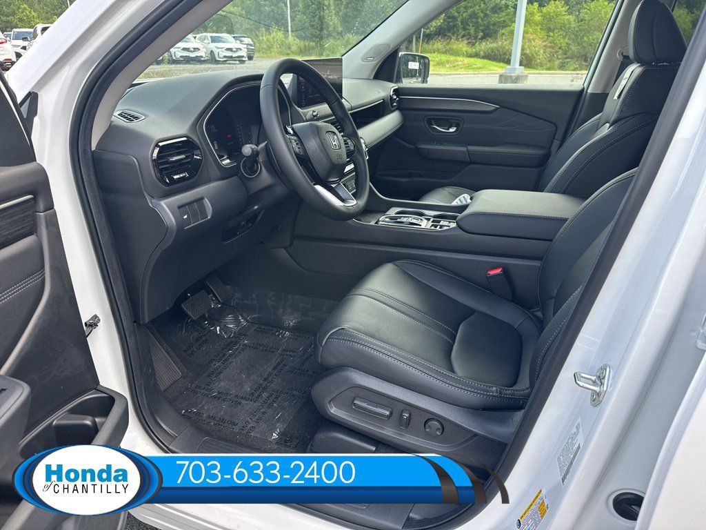 New 2026 Honda Pilot Touring image 28