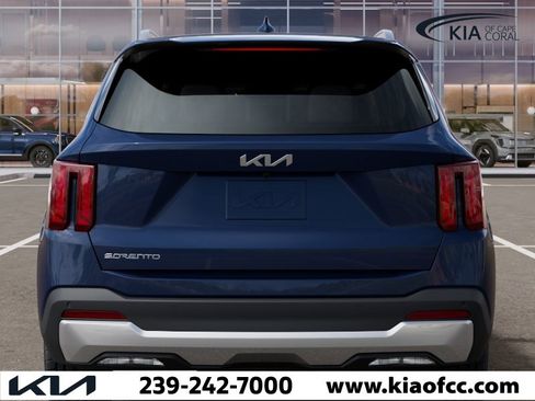 New 2026 Kia Sorento EX w/ EX Premium Package FWD image 13