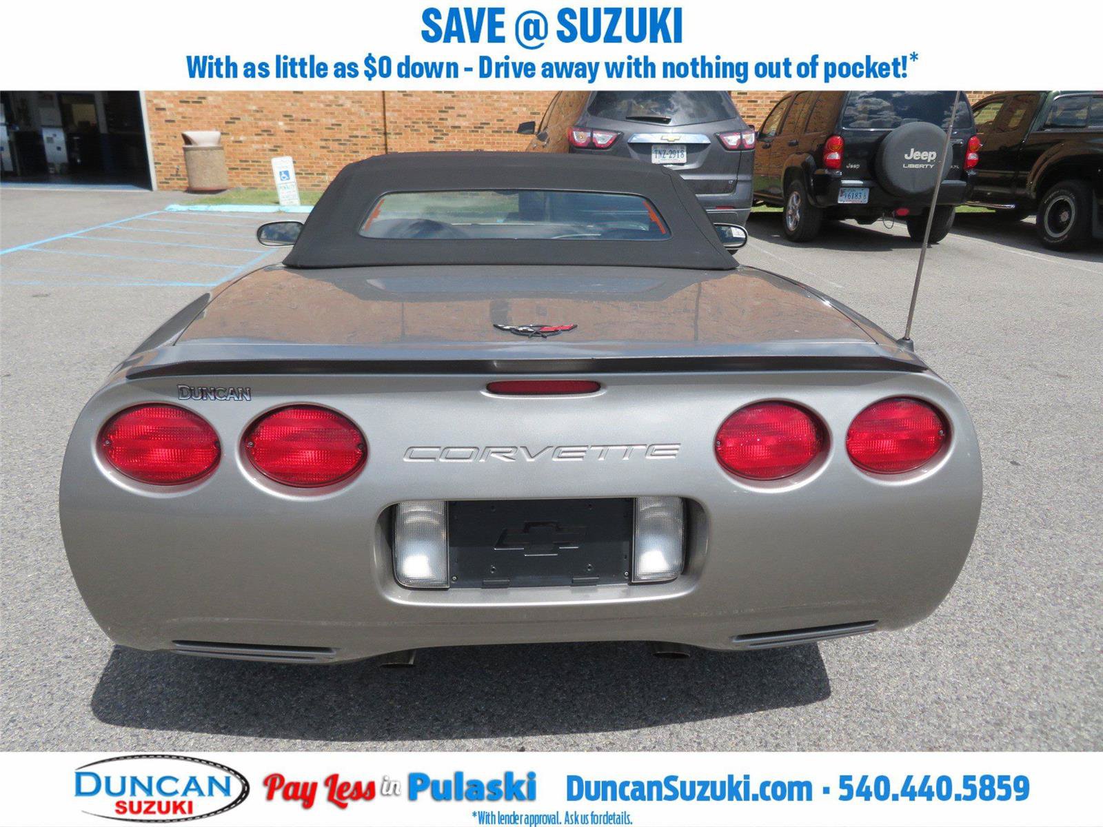 Used 2001 Chevrolet Corvette Convertible w/ Preferred Equipment Group2 RWD image 4
