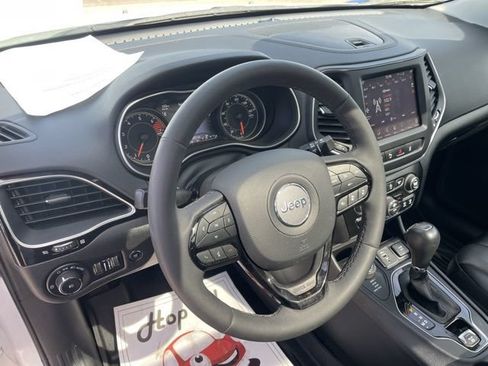 Used 2023 Jeep Cherokee Altitude Lux w/ Lux Elite Package AWD/4WD image 6