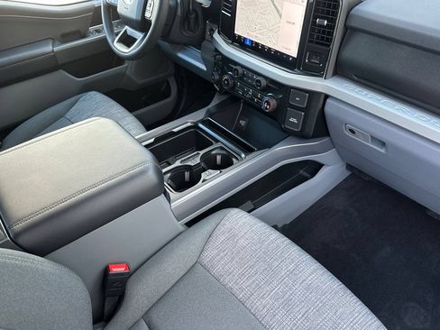 New 2026 Ford F250 XLT w/ XLT Premium Package AWD/4WD image 15