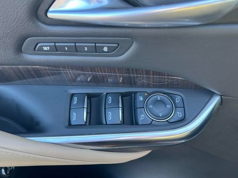 Used 2024 Cadillac XT4 Premium Luxury w/ Technology Package FWD image 11