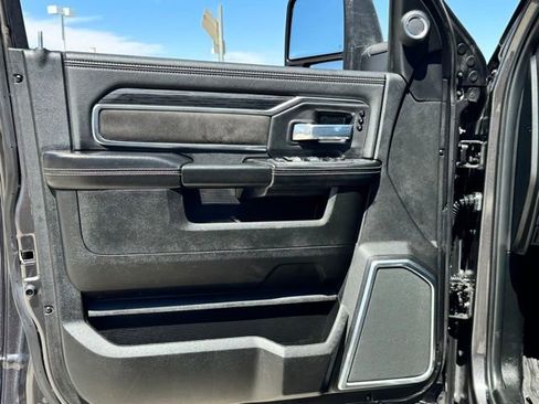 Used 2023 RAM 3500 Laramie AWD/4WD image 28