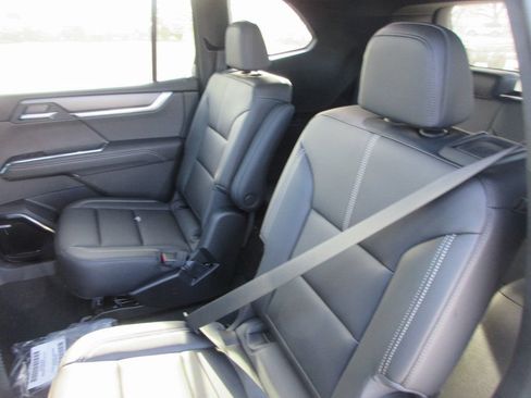 New 2026 GMC Acadia Elevation w/ Elevation Premium Package FWD image 14