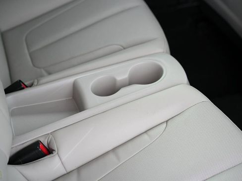 Used 2020 Hyundai Veloster Turbo Ultimate image 37