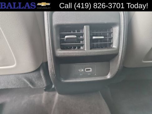 Certified 2023 Cadillac XT4 Premium Luxury AWD/4WD image 22