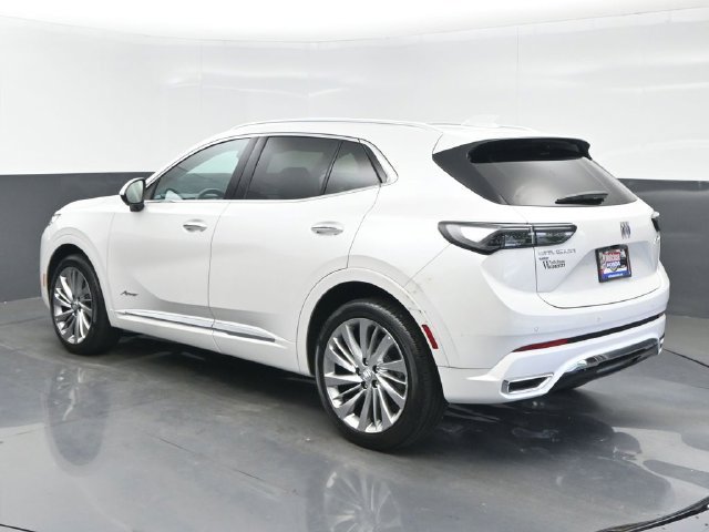 Used 2025 Buick Envision Avenir AWD/4WD image 3