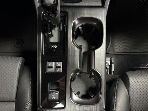 New 2026 Subaru Outback Touring XT image 36